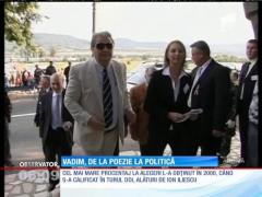 Corneliu Vadim Tudor s-a remarcat înainte de 1989 ca poet şi jurnalist