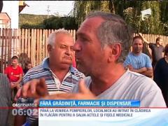 Grădiniţă, cabinetul medical şi farmacia dintr-o localitate din Argeș, mistuite de flăcări