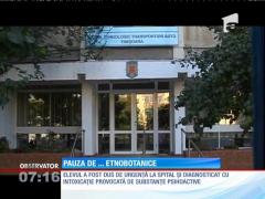 Elev găsit inconștient după ce a consumat etnobotanice, în timpul pauzei