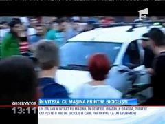ORADEA: Un italian a intrat cu maşina printre o mie de biciclişti. Bărbatul era să fie linșat