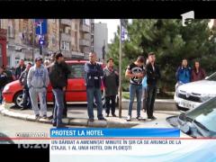 A ameninţat că se aruncă de la etaj de supărare că nu mai are bani