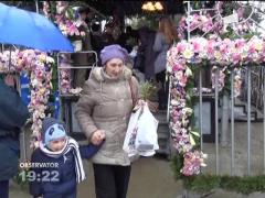 Ploaia și frigul i-au alungat pe credincioşii de la moaştele Sfintei Parascheva