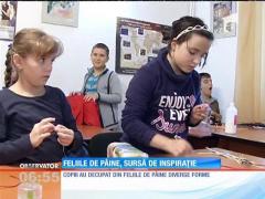 Câţiva copii au sărbătorit ziua internaţională a pâinii într-un mod inedit