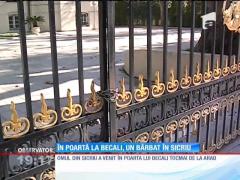 Un bărbat în sicriu a ajuns la poarta lui Gigi Becali