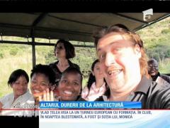 Cătălina, Maria, Mihai, Vlad, Kuki. Pentru ei, ard candele în holul facultăţii de Arhitectură