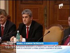 Gabriel Oprea a renunţat la toate funcţiile din Guvern