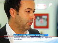 Premieră medicală! O fetiţă de doar un kilogram a fost operată în burta mamei