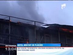 VIDEO! Incendiu la un hotel din stațiunea Mamaia! Ce s-a întâmplat cu angajații