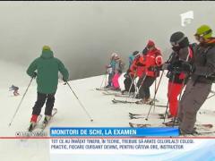 90 de tineri din toată ţara se pregătesc pentru atestatul de instructor la peste 1.700 de metri altitudine