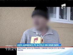 Startul noului semestru în şcoli este privit cu teamă, într-o comună suceveană. Copiii din clasele primare ar fi hărţuiţi de doi indivizi