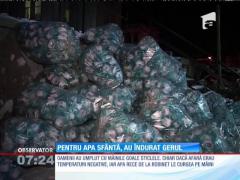 Creștinii ortodocși prăznuiesc Boboteaza! 150.000 de sticle cu apă sfinţită, pregătite la Constanţa