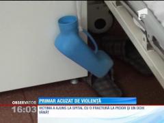 Scandal într-o localitate ieşeană. Un primar este acuzat că a trecut cu maşina peste un sătean