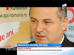 Pentru un aspect cât mai alb, producătorii de sare au iodat sarea cu mai mulţi compuşi chimici