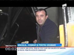 Viscolul a dat bătăi de cap drumarilor în judeţul Suceava