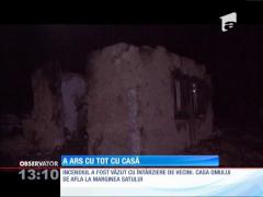 Un bătrân din Vaslui a murit după ce flăcările i-au cuprins casa