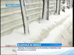 Trotuarele din Capitală, pline cu zăpadă. Toate firmele de deszăpezire din București au fost amendate