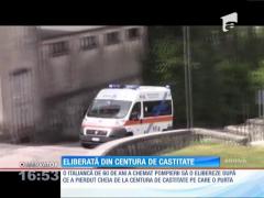 "Pierdut chei de la CENTURA DE CASTITATE!". Apelul telefonic al unei femei din Italia face înconjurul lumii