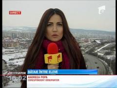 Violenţă extremă şi într-o localitate din Iaşi. Cinci eleve de clasa a şaptea s-au bătut mai ceva ca într-un ring de box