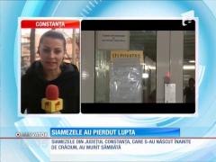 Cele două fetiţe siameze, care s-au născut cu puţin înainte de Crăciun, s-au stins din viaţă
