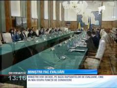 Miniştrii decid cine va mai ocupa funcţii de conducere