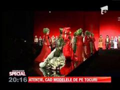 Special! Scuzele care se găsesc pentru modelele care cad în timpul defilării