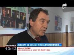 Elev din Prahova, agresat de colegi în faţa profesorului