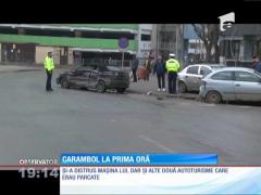 Carambol pe o şosea din Botoşani. Trei maşini au fost avariate
