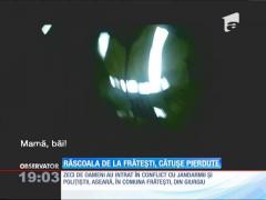 Un poliţist şi-a pierdut cătuşele în urma unei bătăi generale într-o localitate din Giurgiu