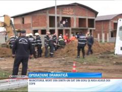 Trei muncitori care munceau la nişte lucrări de canalizare au fost prinşi sub pământ