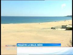 Pregătiri la malul mării pentru minivacanța de 1 Mai