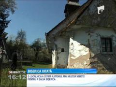 O biserică din judeţul Hunedoara a ajuns o ruină