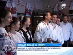 În Ardeal, fetele sunt stropite cu parfum de feciori