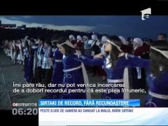 Peste șase mii de oameni au dansat la malul mării Sirtaki