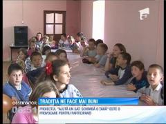 Tradiţia ne face mai buni! Sute de copii şi localnici din două sate clujene au învăţat cum să păstreze meşteşugurile strămoşeşti