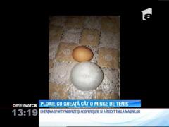 Ploaie cu gheaţă cât o minge de tenis, în Timiş!