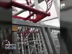 Un montagne russe a deraiat într-un parc de distracţii din Scoţia