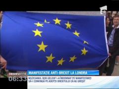 Zeci de mii de oameni au manifestat pentru rămânerea Marii Britanii în UE