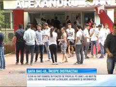 Liceeni au intrat, oficial, în vacanţă!