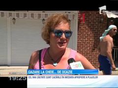 În staţiunile de pe litoral răsună, în aceste zile, chei de apartamente. Particularii încearcă să-i atragă pe cei cu buget limitat sau care vor să se simtă în concediu, ca acasă