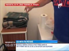 Un medic de la Spitalul Judeţean din Braşov a fost prins când primea 800 de lei de la un pacient