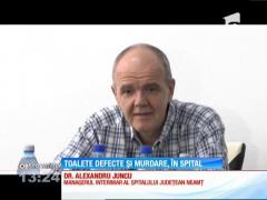 Pacienții care ajung în ambulatoriul de specialitate al spitalului județean de urgentă din piatra Neamţ trăiesc un calvar. Trebuie să facă slalom prin mizerie