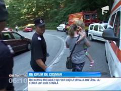 Doi bunici, fiul lor și doi nepoți au ajuns la spital după ce o mașină a intrat în autovehiculul lor
