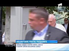 Barack Obama a savurat unul dintre delciile locale din Laos: lapte de cocos direct de la sursă