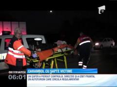 Trei maşini au fost implicate într-un carambol pe o şosea din judeţul Cluj. Şapte oameni au fost răniţi grav