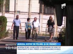 Cristi Borcea, vizitat de Valentina Pelinel şi de părinţi