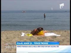 Comercianții de pe litoral au închis terasele și magazinele