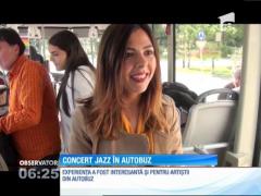 Experienţă inedită pentru călători, într-un autobuz din Alba Iulia. Oamenii au ascultat muzică jazz, live, în drum spre muncă