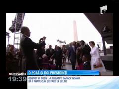 Barack Obama a fost pe post de selfie-stick pentru fostul său adversar în lupta pentru Casa Albă