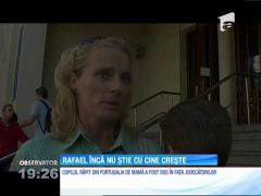 Copilul răpit de mamă din Portugalia, încă nu știe cu cine crește