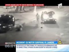 Accident cu o motocicletă, surprins pe camerele de supraveghere